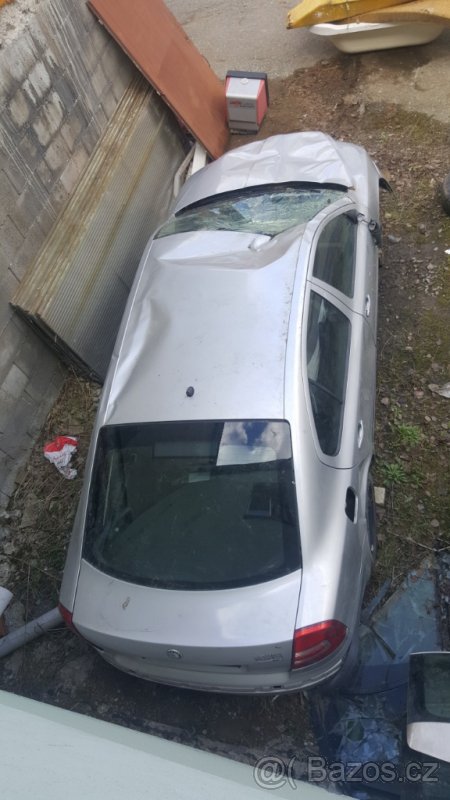 Prodám Škoda Octavia 1.9 TDI (havarované) - 3