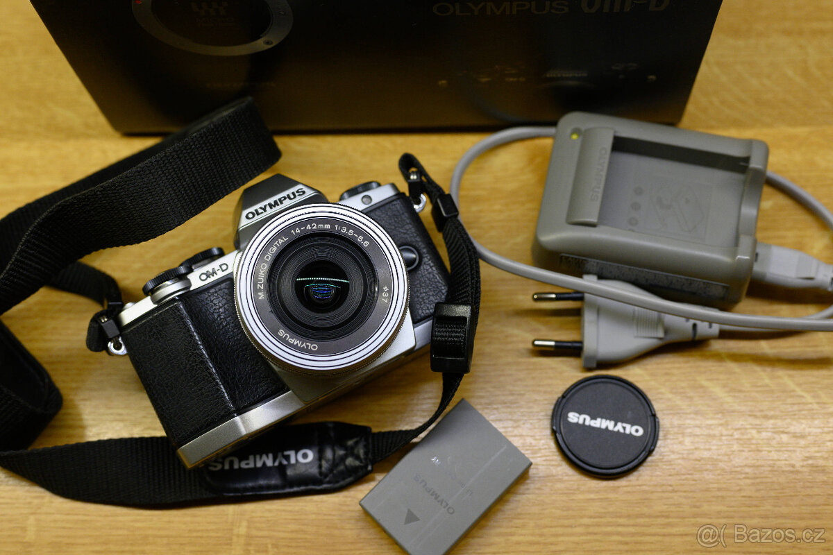 Olympus OMD E-M10 + 14-42 EZ pancake - 3