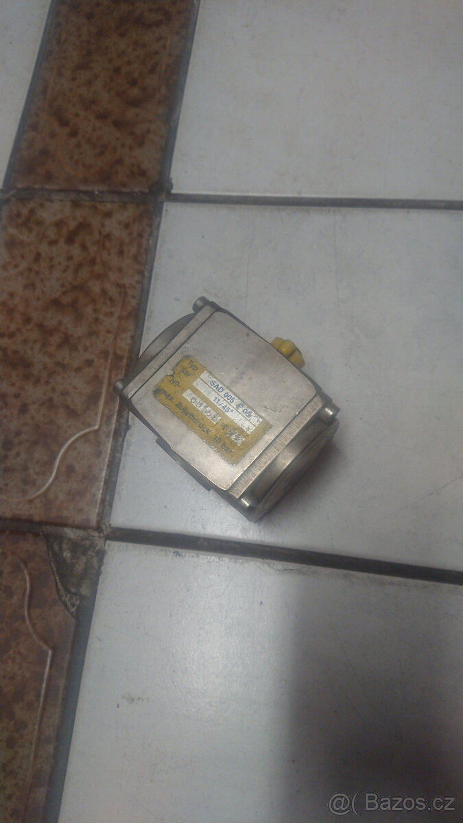 Pneumatický rotační pohon AMG - 3