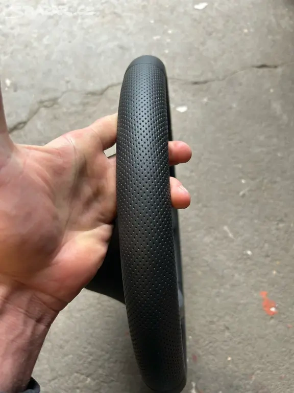 Nové renovovaný volant vw Passat B8 - 3