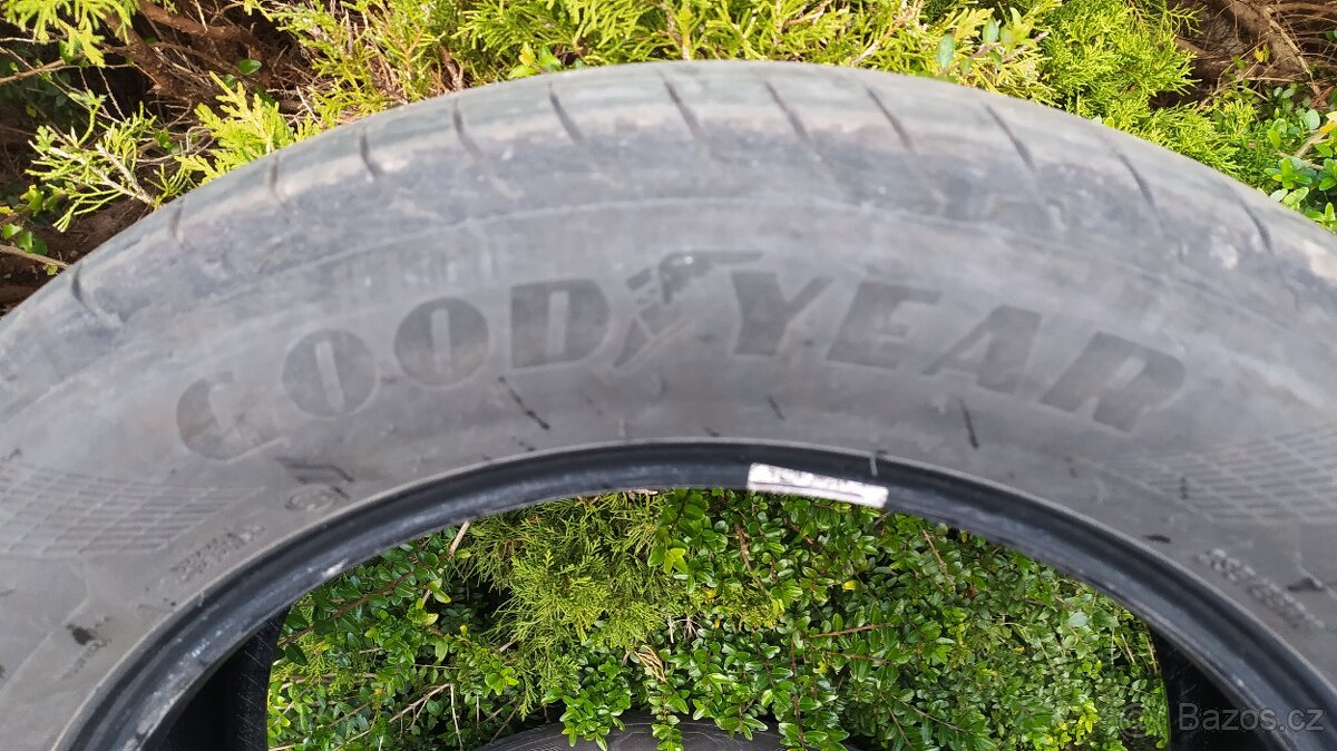 235/55/18 letní Goodyear - 3