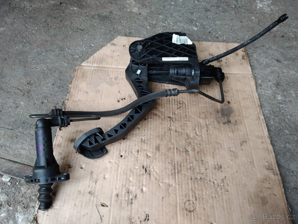 Škoda Yeti - díly - 3