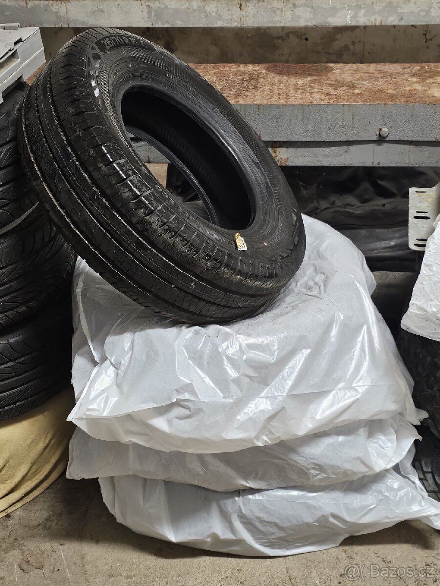 Continental VanContact Eco 215/70 R15 C - 3