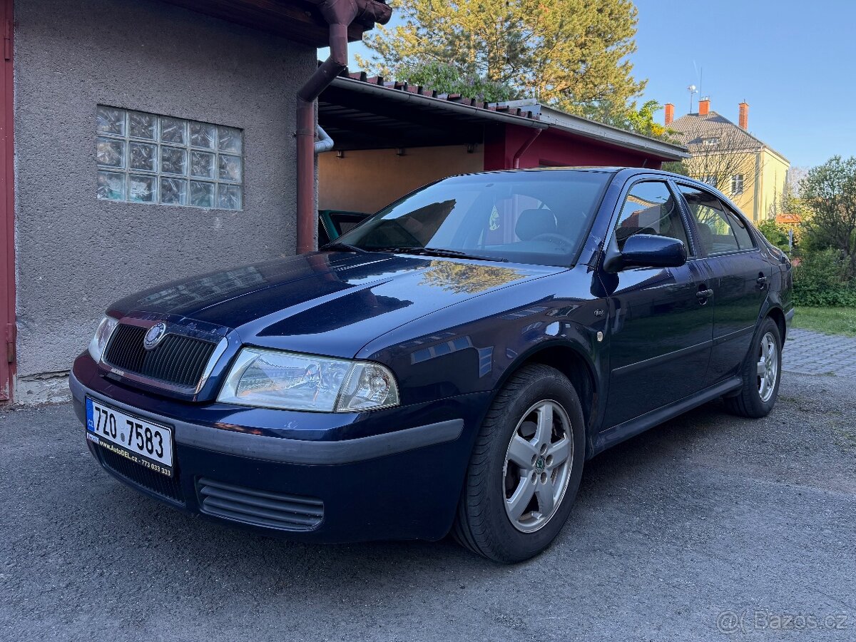 Škoda Octavia 1, 1.6 benzín 74kW - 3