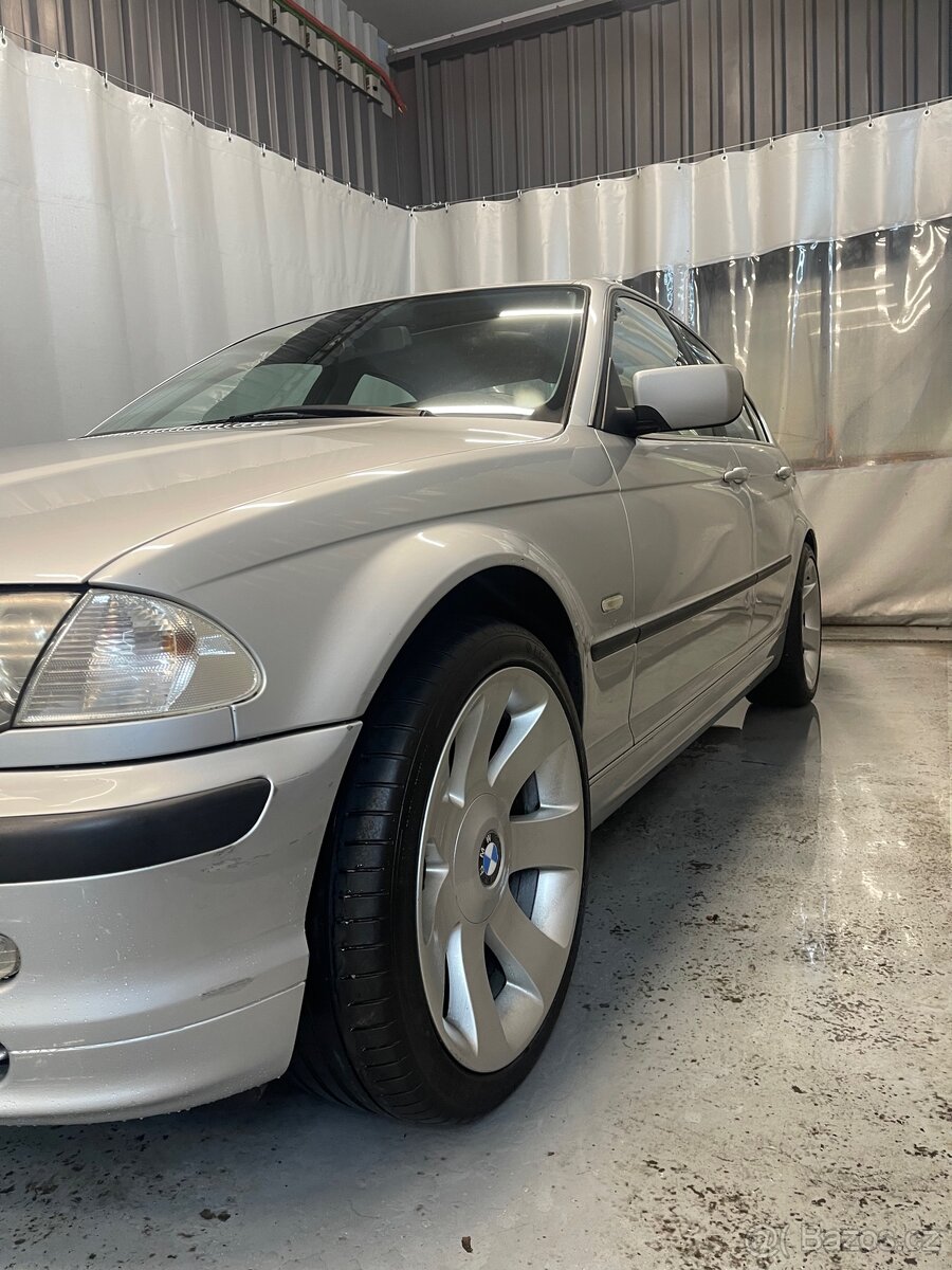 Bmw E46 330 - 3