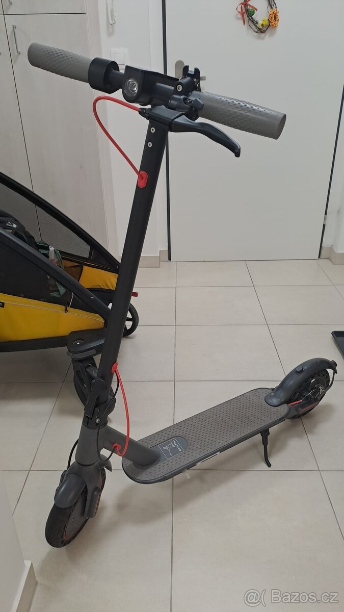 Elektrická koloběžka AOVOPRO - 3