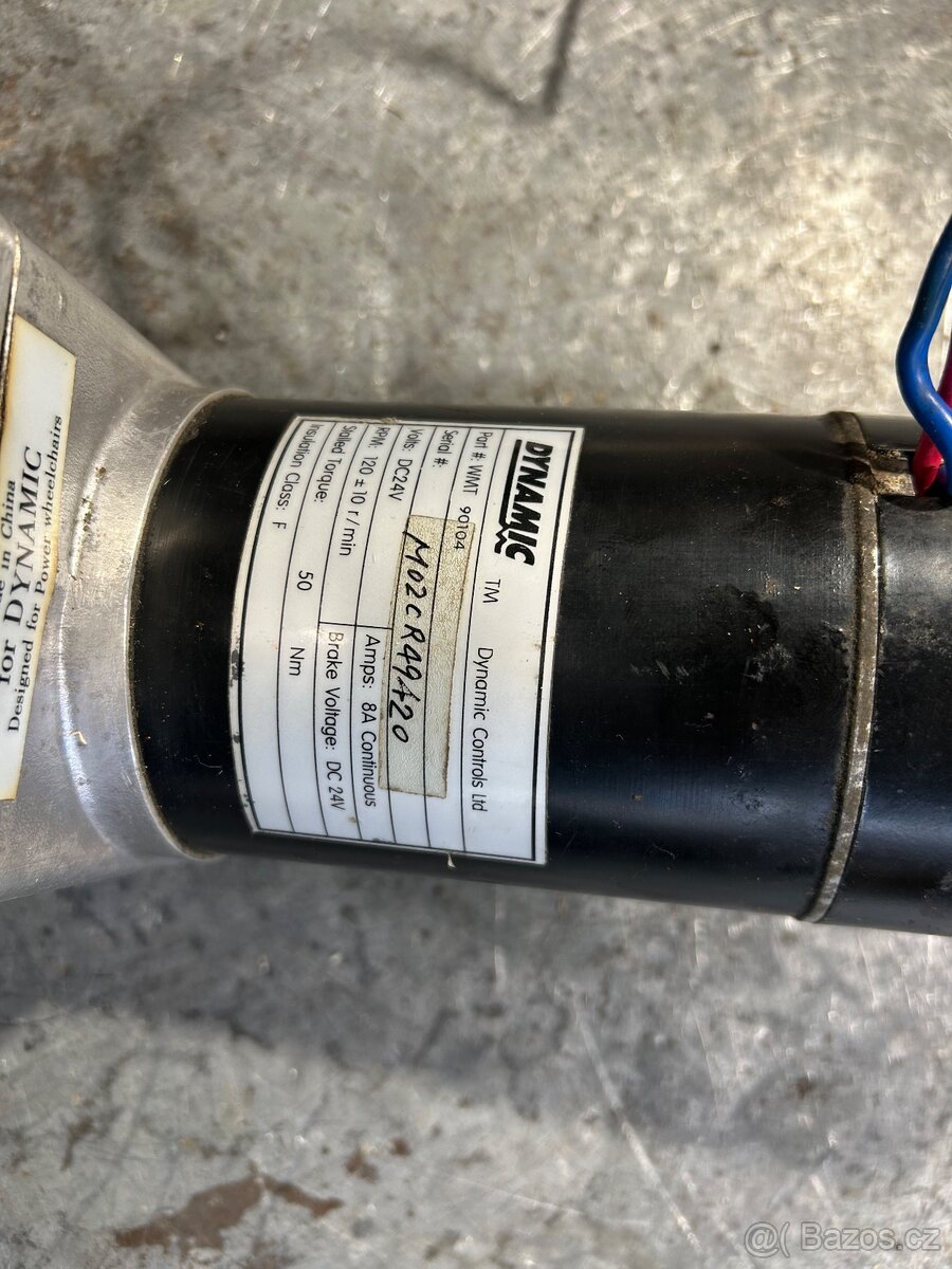 Elektromotor s převodovkou 12v - 3