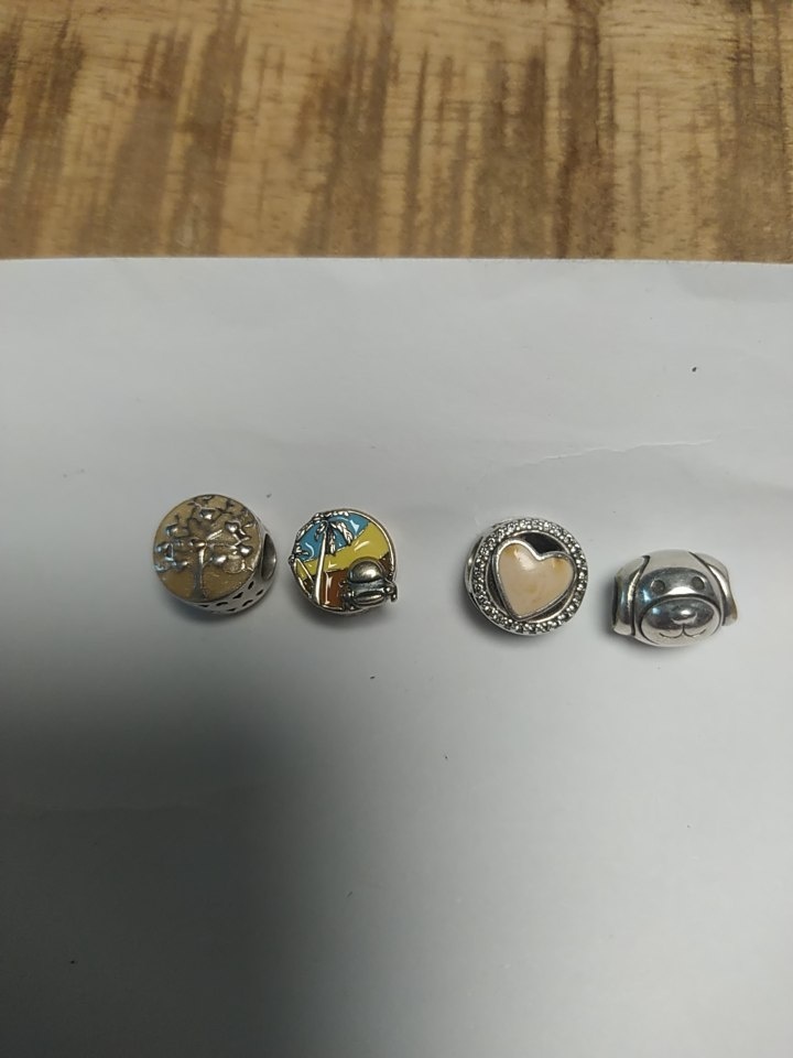 KORÁLKY NA NÁRAMEK PANDORA - 3