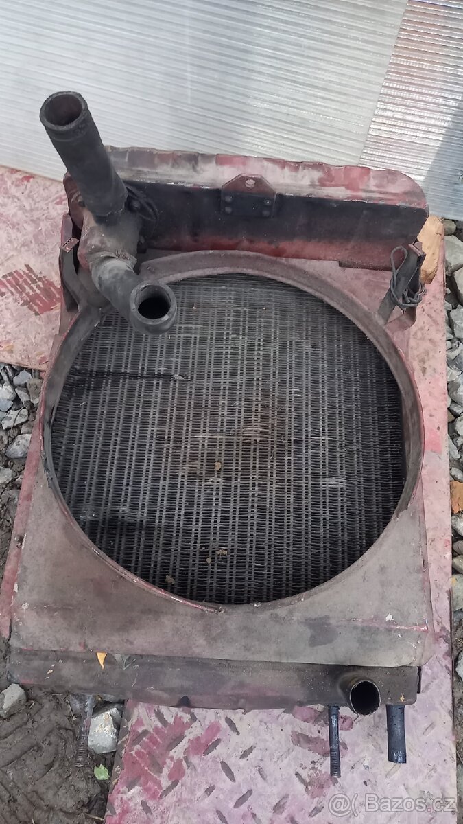 Zetor 25-chladič - 3