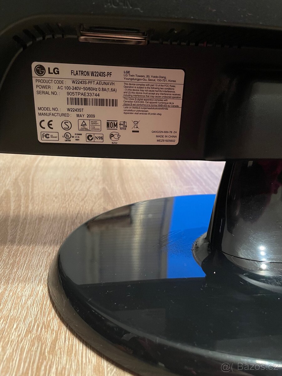 Monitor LG W2234S 22 palců - 3