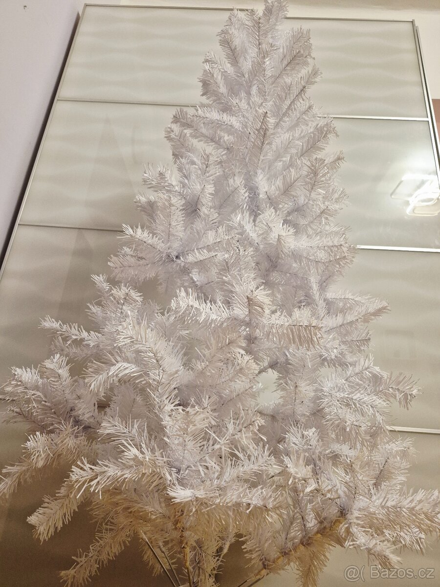 Nový umělý vánoční stromek, 180 cm - 3