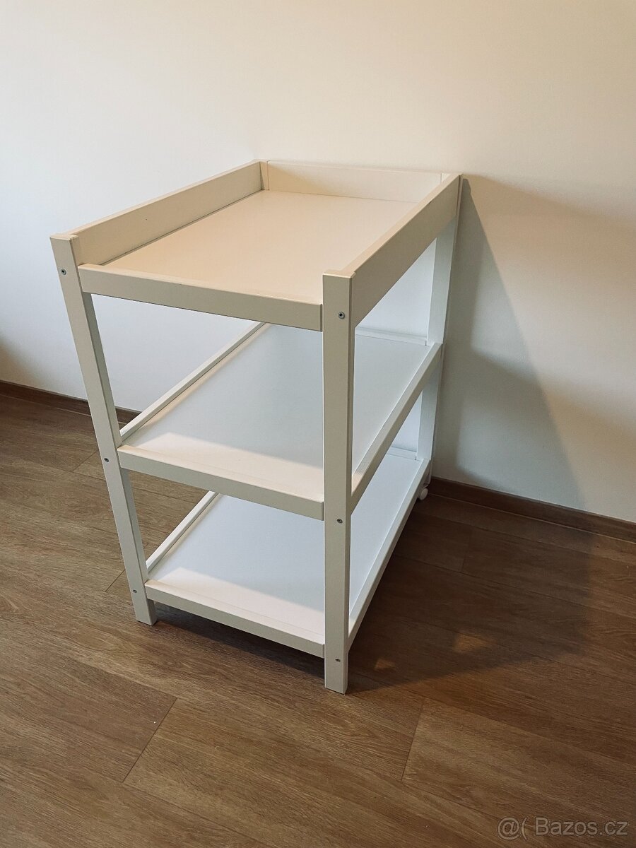 Přebalovací pult - 3