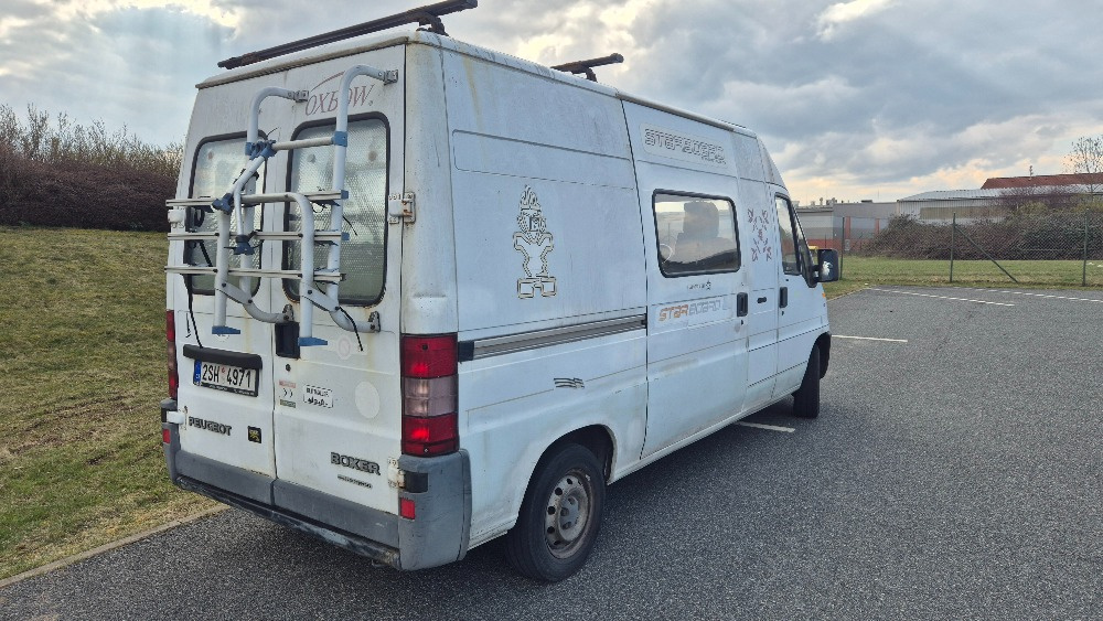 Obytná dodávka pro 4 osoby - 3