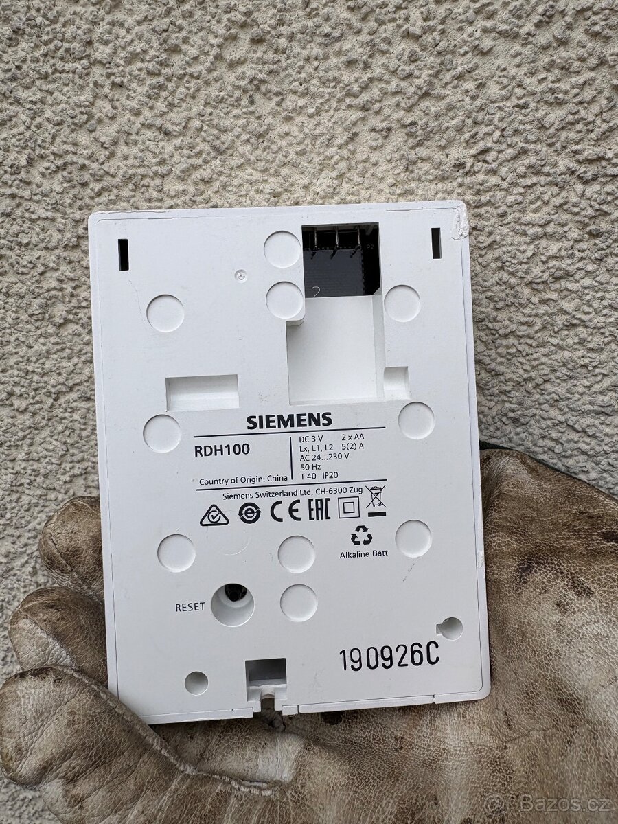 Prostorový termostat Siemens RDH 100 - 3