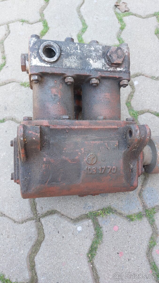 Kompresor Tatra 111 - 3