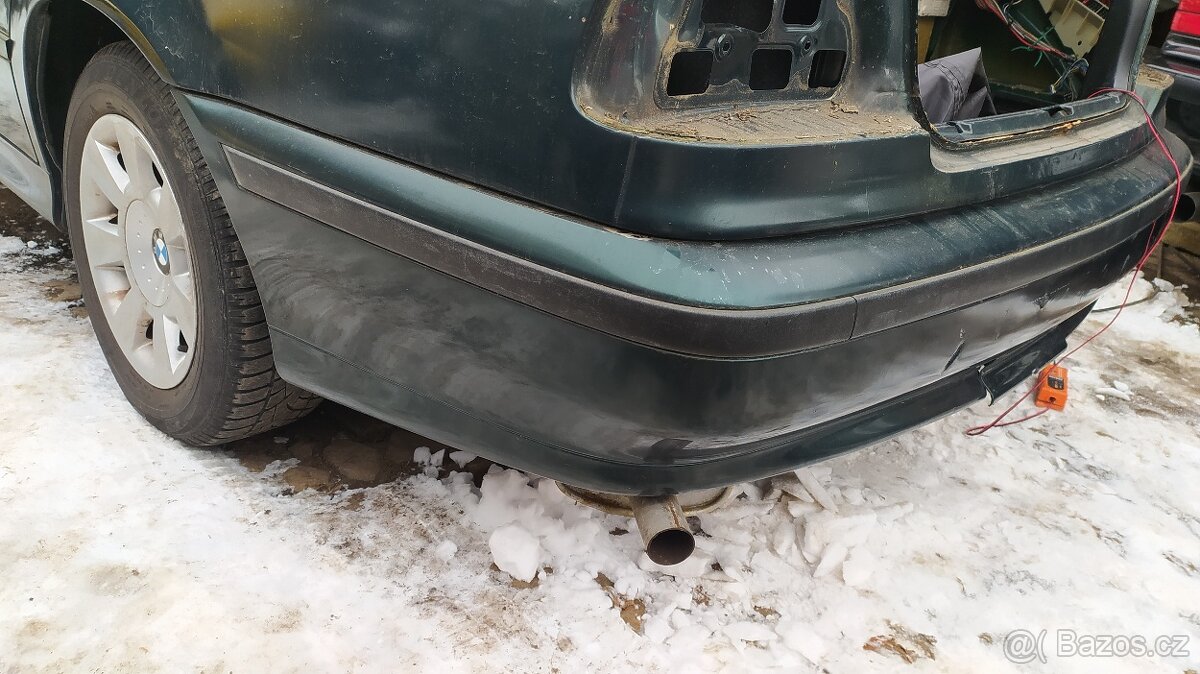Zadní nárazník BMW e39 - 3