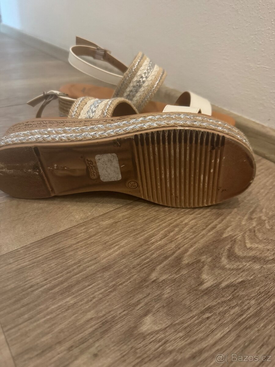 Boty na klínku - 3