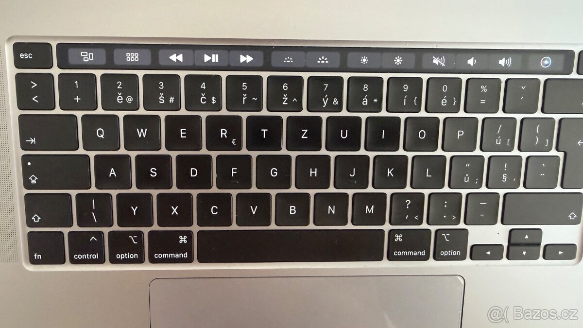 Apple MacBook Pro 16" 2019 Intel i7 2.6GHz - 3