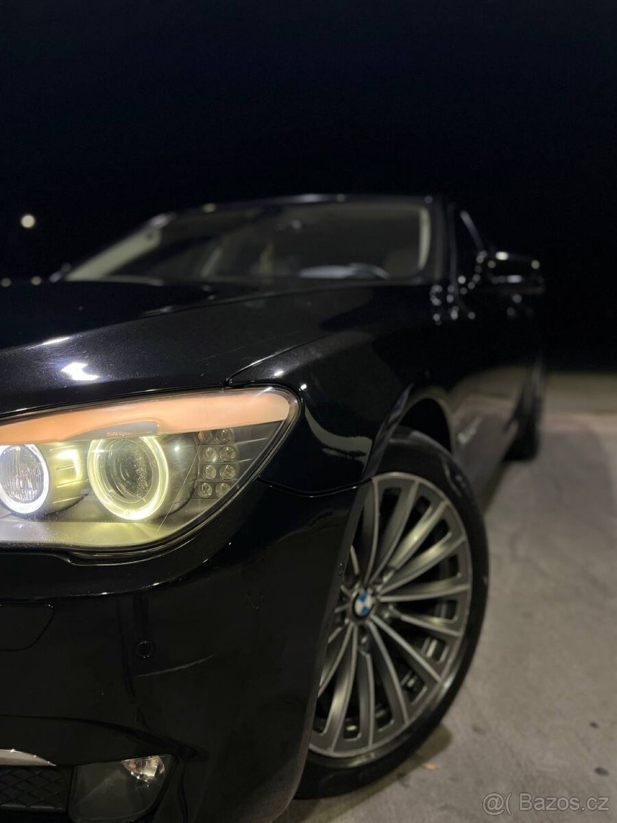 BMW 750LI - 3