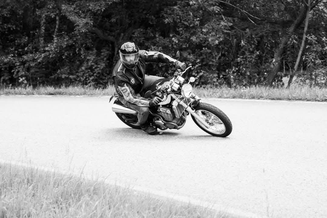 Triumph Adventurer Café racer - 3