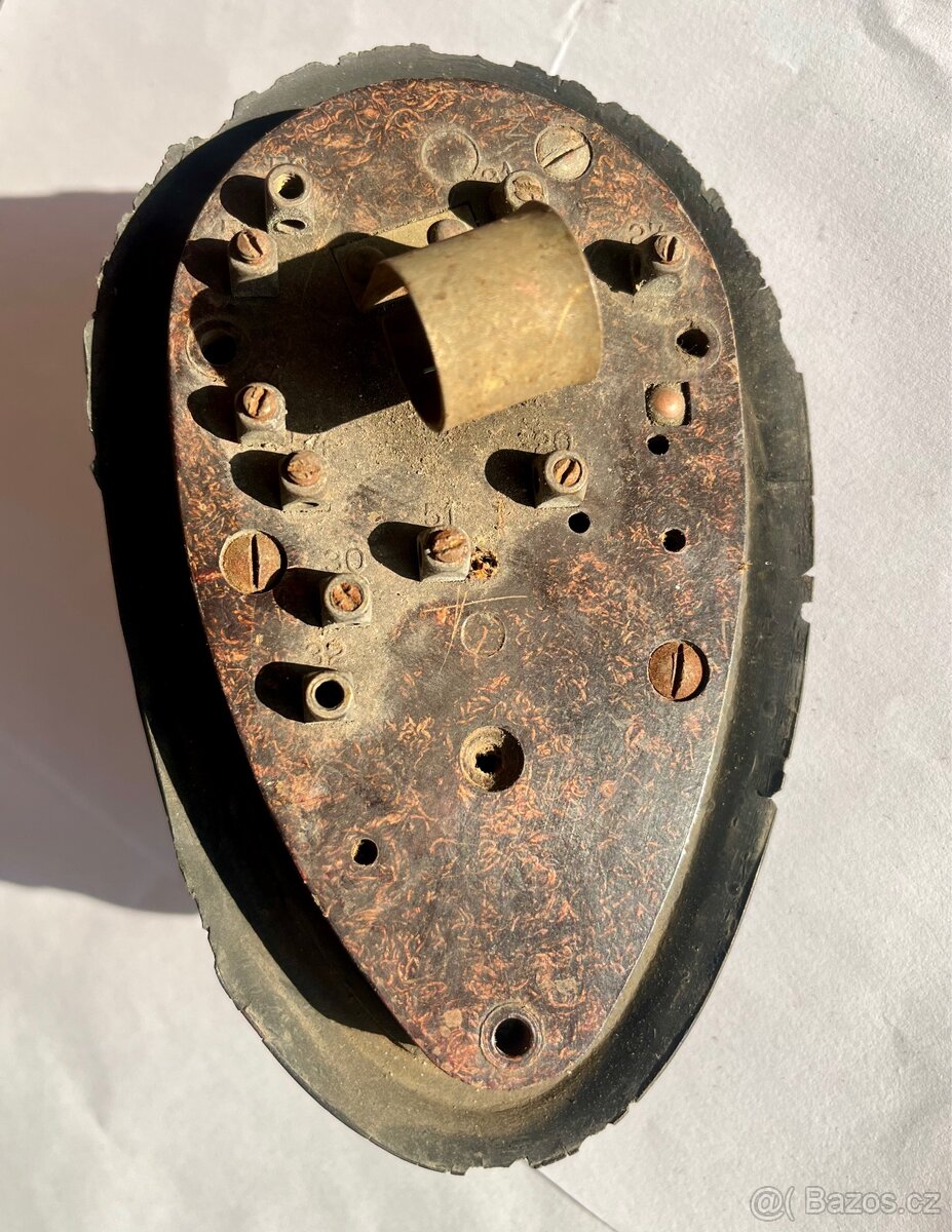 Spínačka Jawa - 3