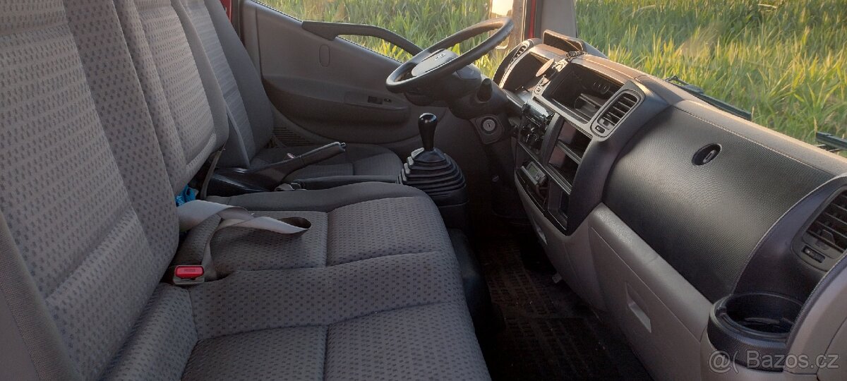 Nissan Cabstar 2.5 dCi 81 kW - 3