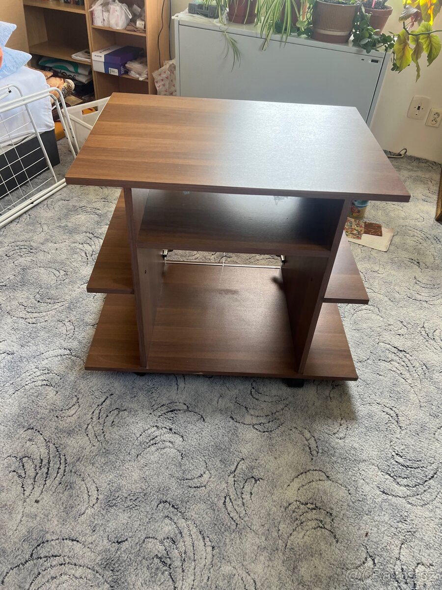 Tv stolek - 3