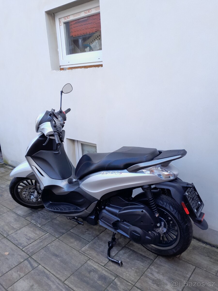 Piaggio Beverly 300 ABS, 2018, pěkný stav, AKCE - 3