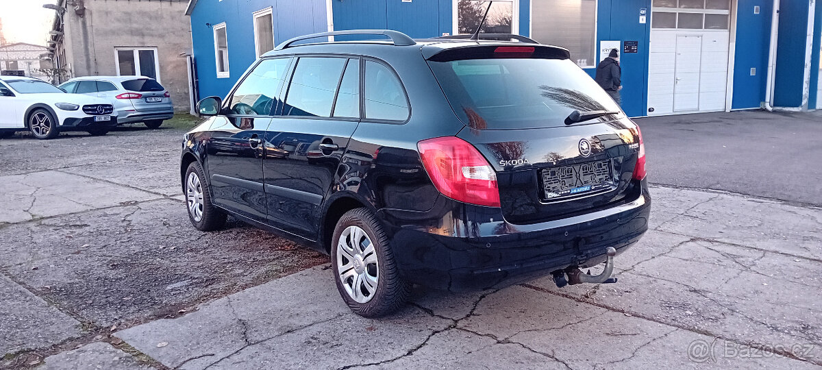 Škoda Fabia combi 1.2 HTP 51 kw rok 2013 - 3