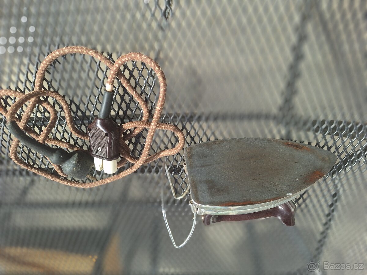 Stará žehlička - 3