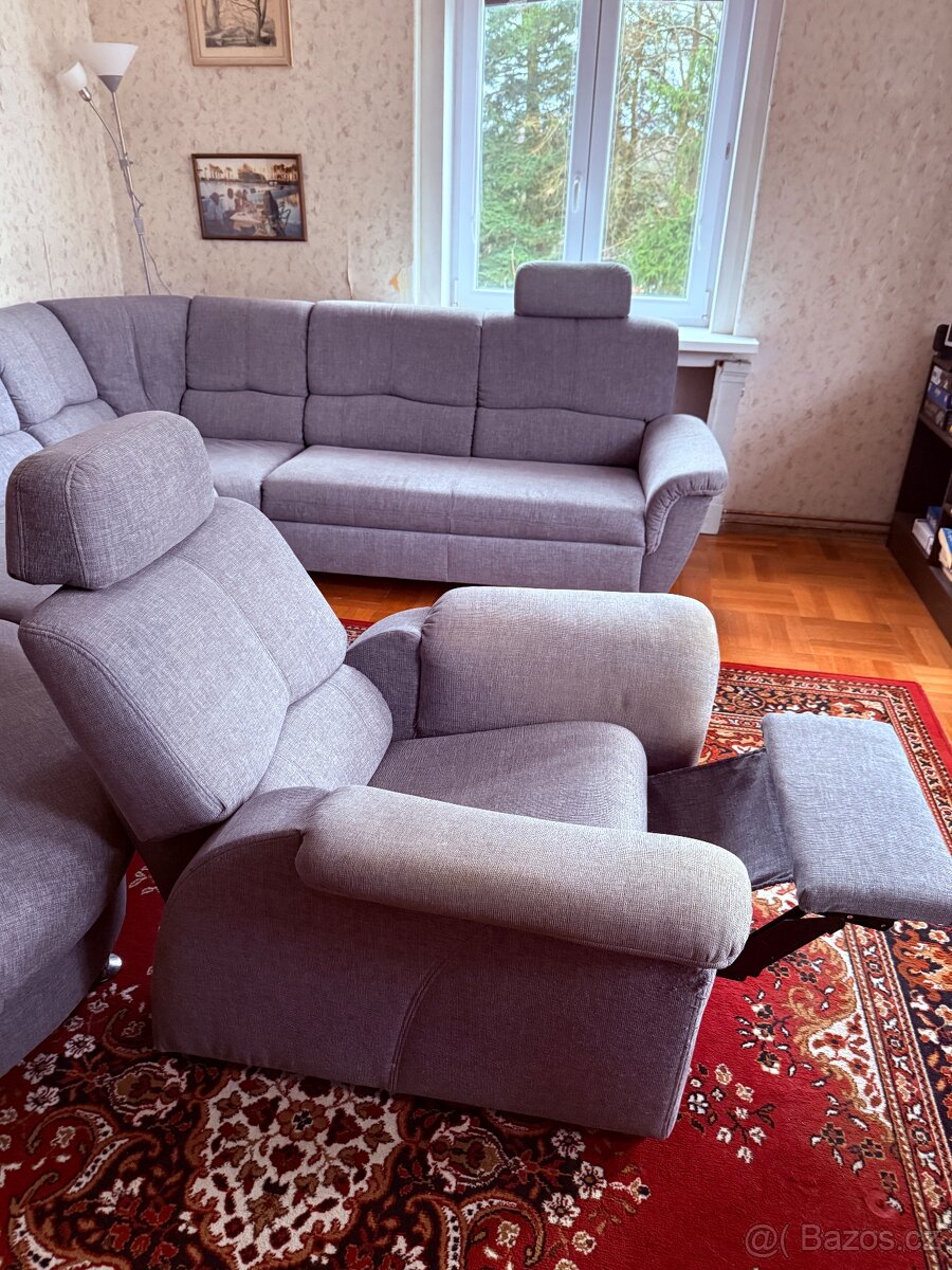 Šedá sedací souprava + křeslo - 3