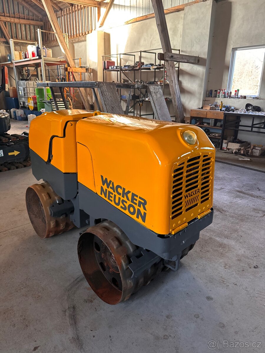 Ježkový válec Wacker Neuson RT82-SC2 - 3