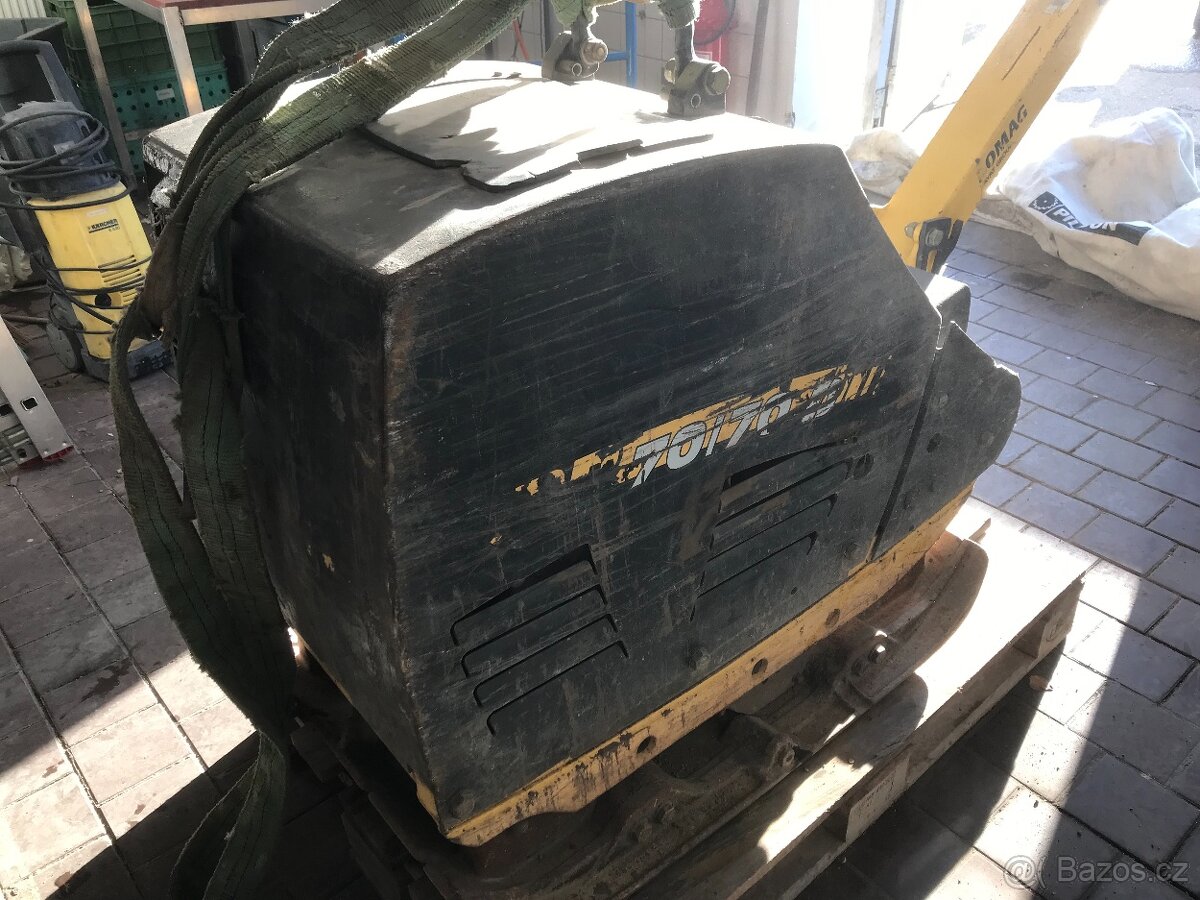 Vibrační deska Bomag BPR 70/70 HATZ - 3