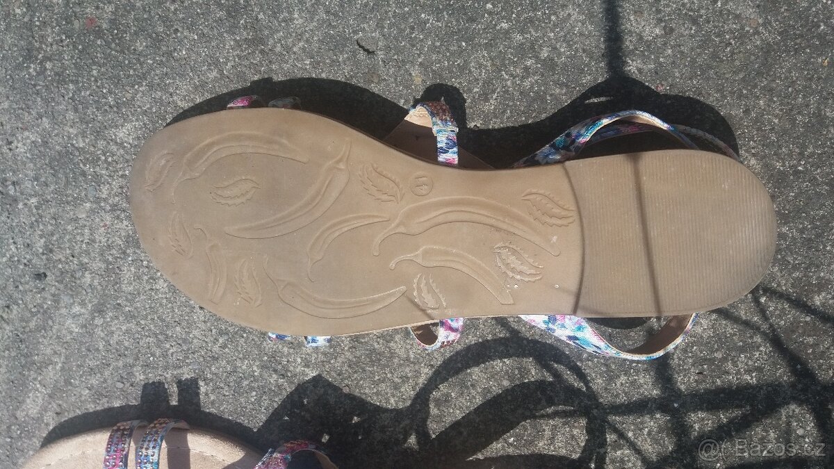 Sandále s kamínky 41 - 3