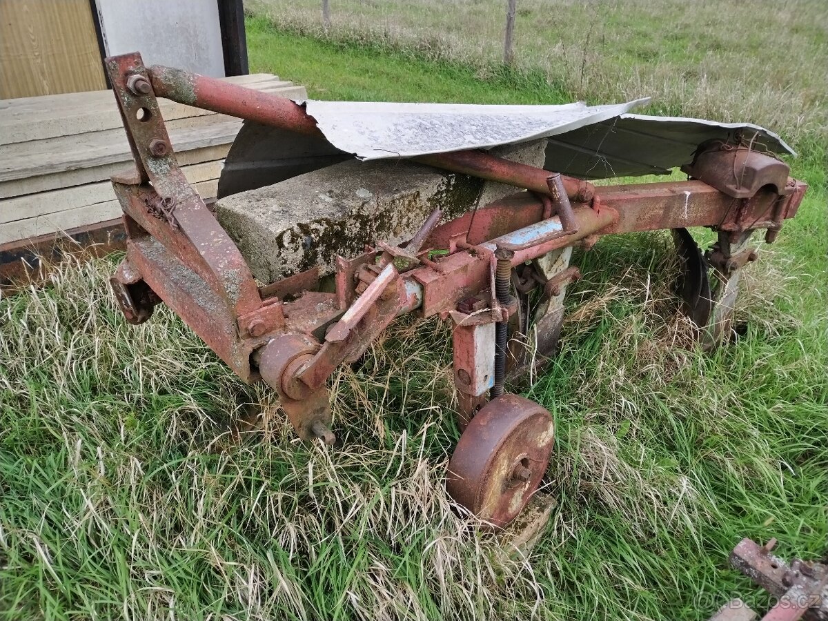 Pluh trojak, kultivátor - 3