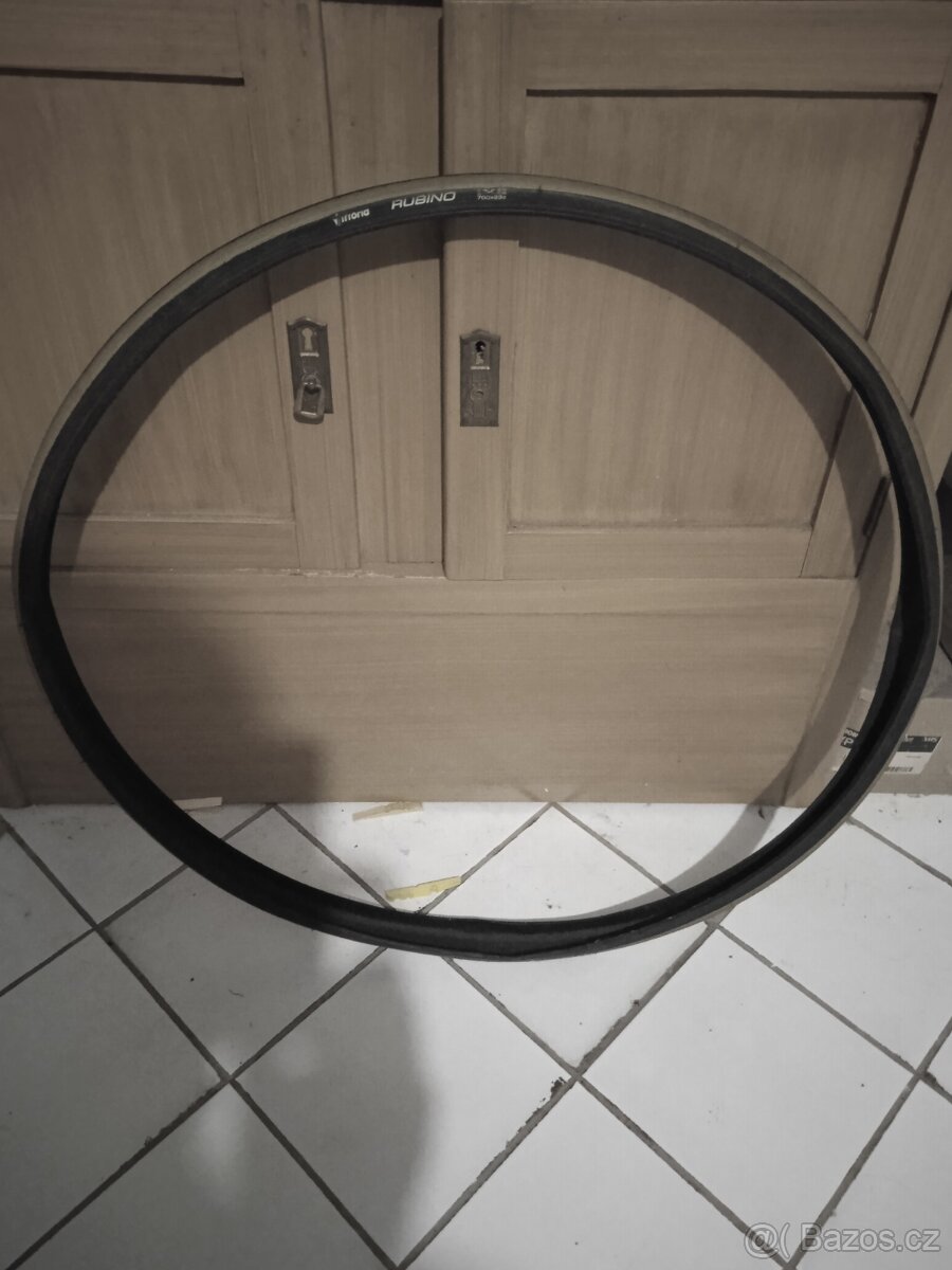 Silniční plášť - 3