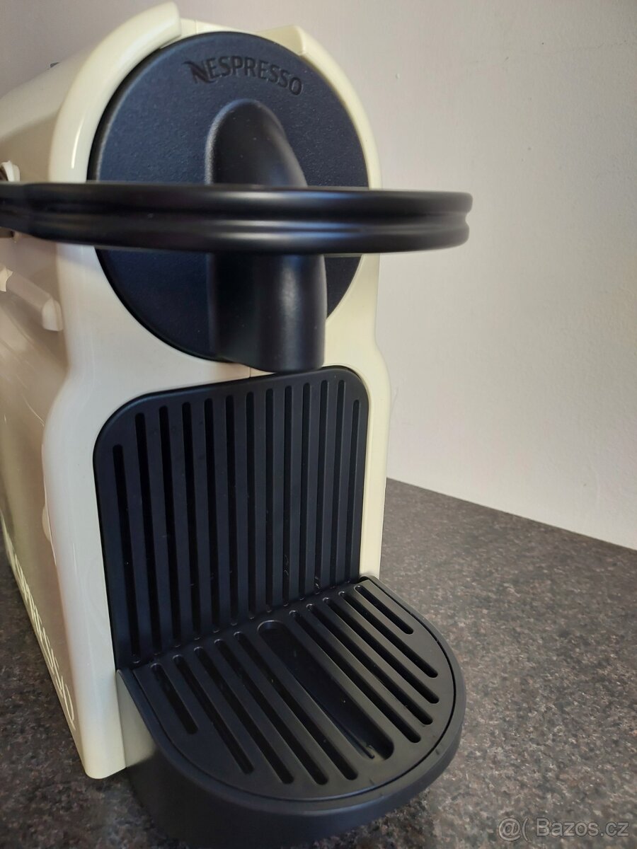 Vysokotlaký kávovar na kapsle - 3