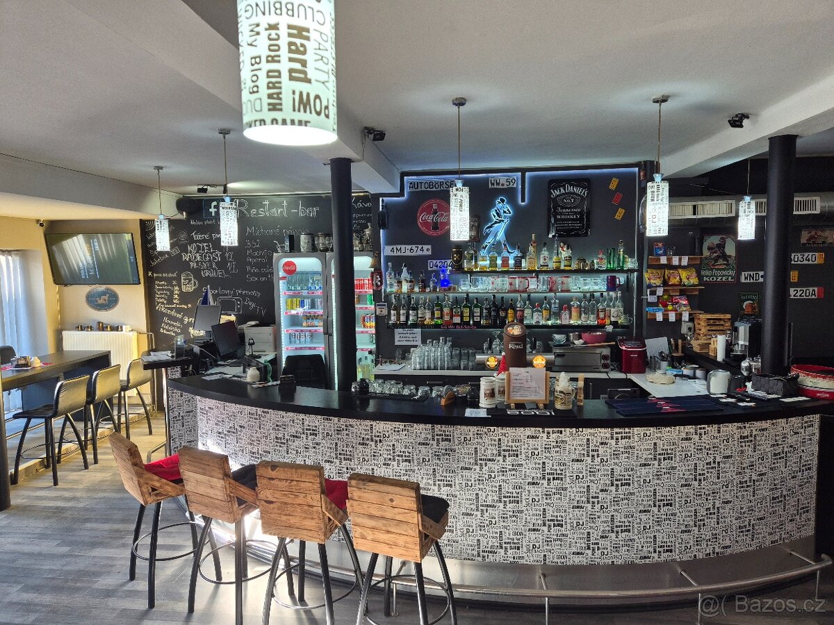 Resrart bar Uh.Brod přijme obsluhu - 3