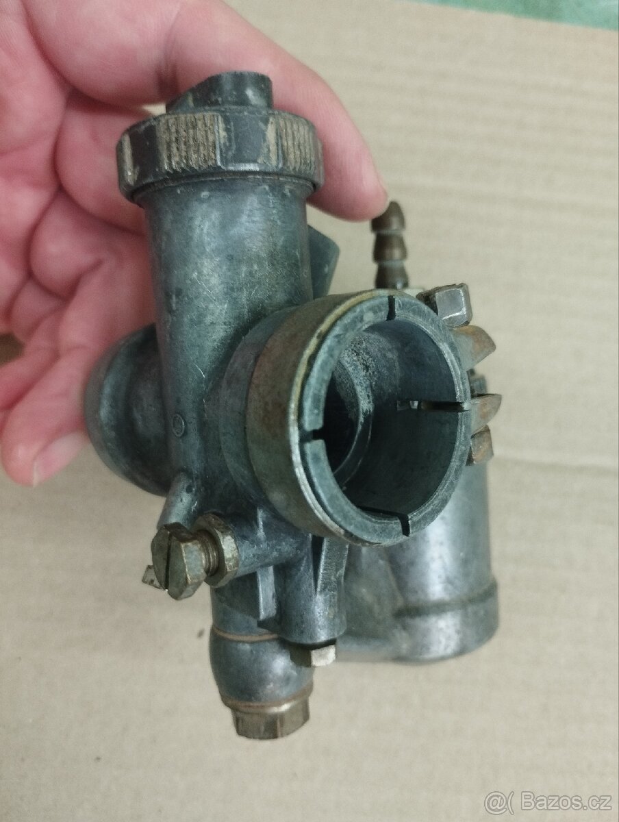 JIKOV ČERNÝ 2424b - 3