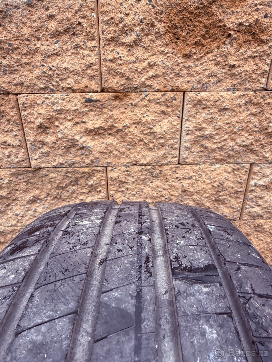 AEZ Aruba dark 8,5x19 5x112 ET40 - 3