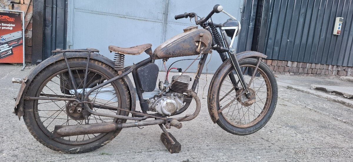 ČZ 125 A - 3
