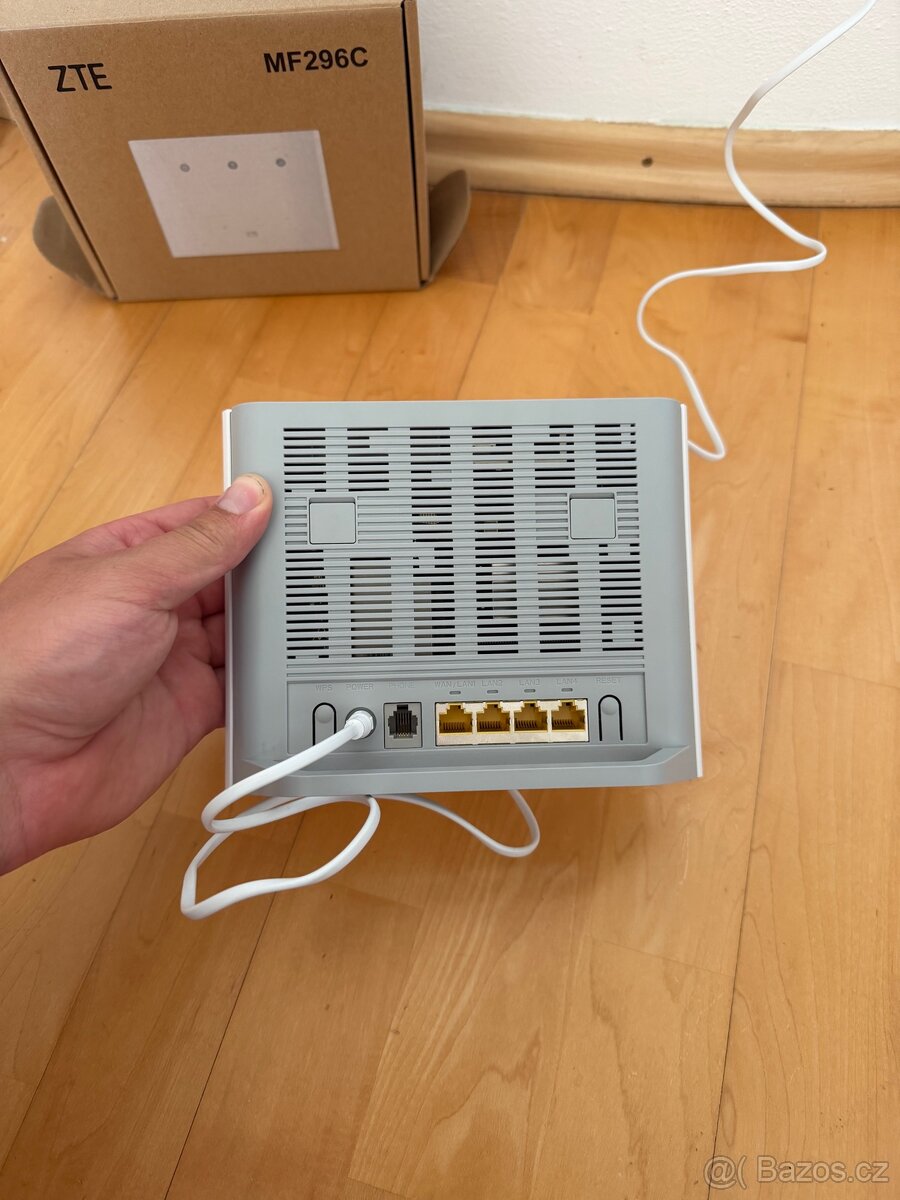 wifi router ZTE - 3