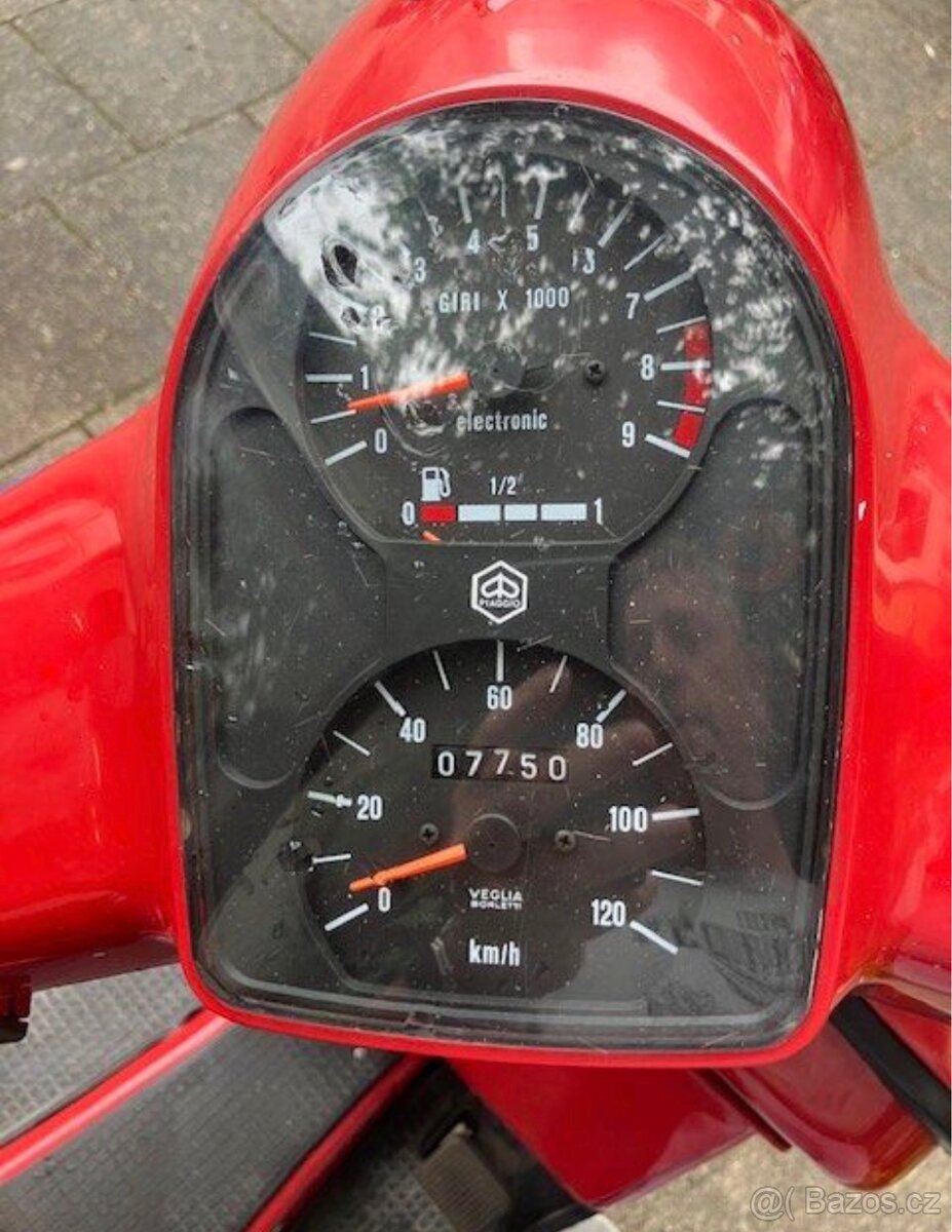 Vespa Cosa 200 - 3