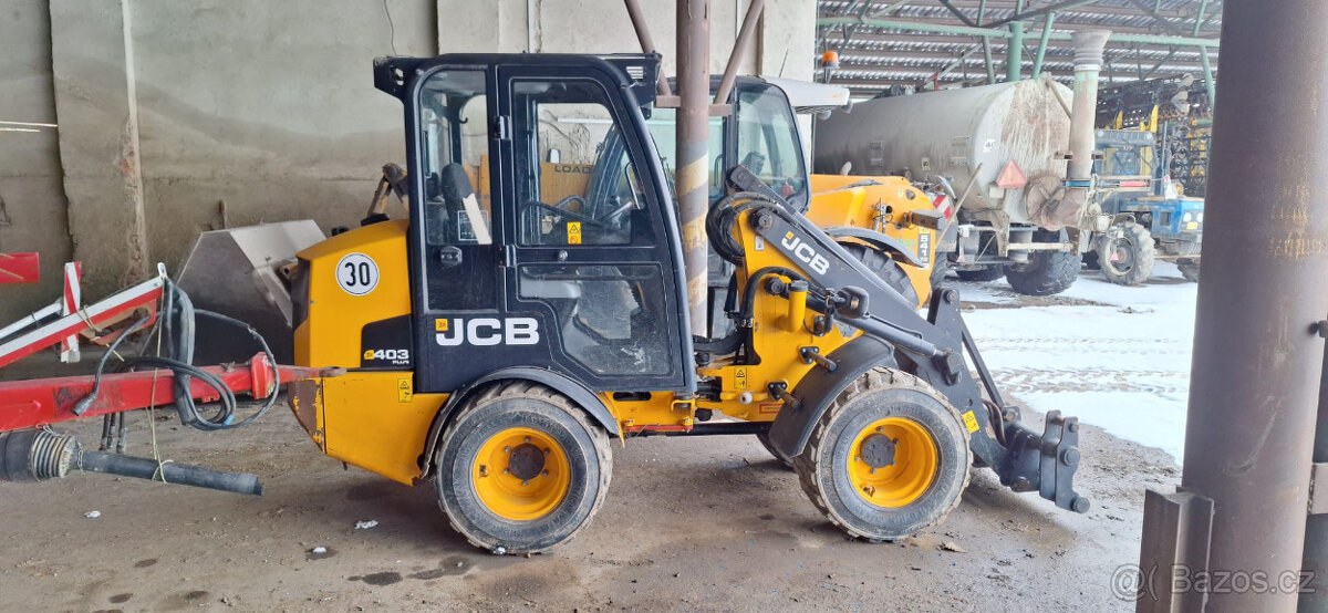 Kloubový nakladač JCB 403 - 3