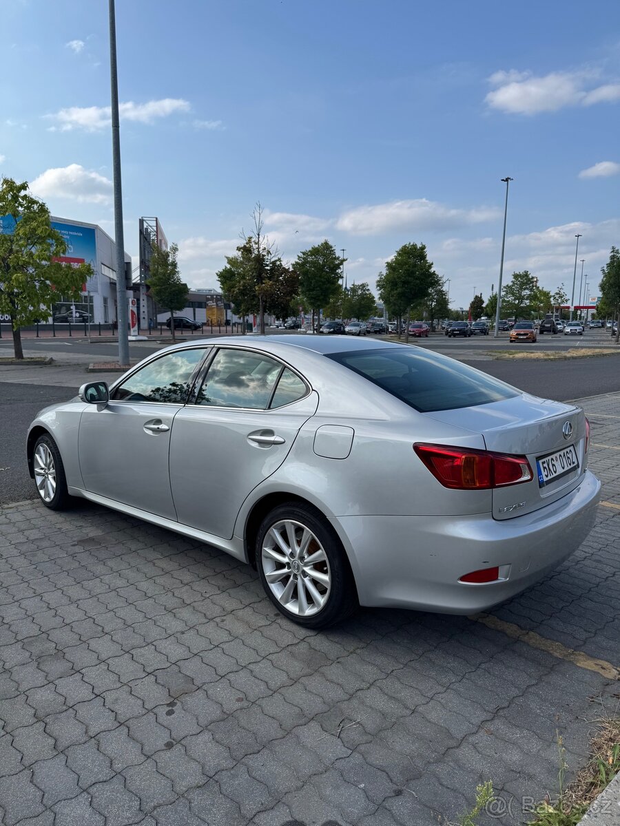 Lexus is220d - 3