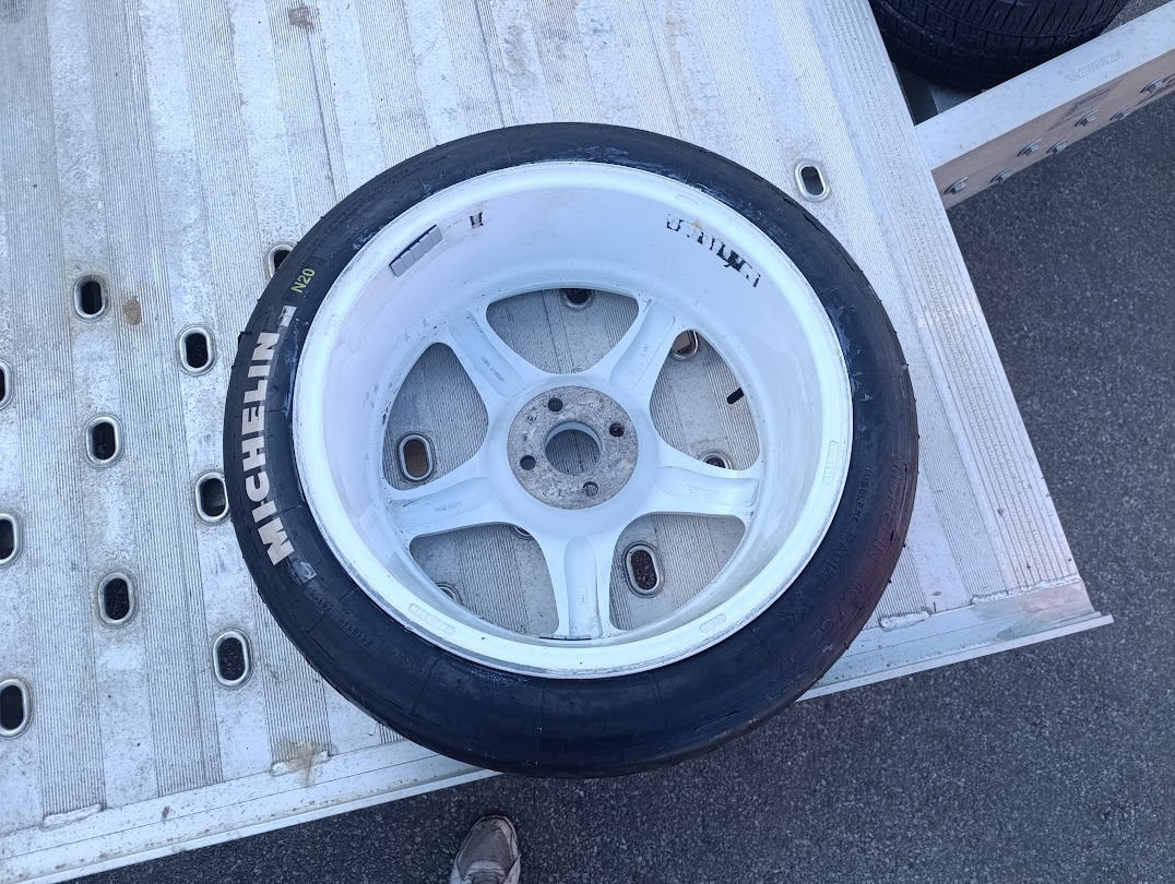 PNEU Michelin 16/62-17 - 3