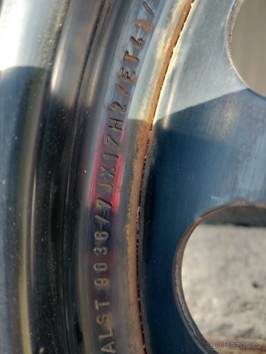 Zimní pneu 215 /65R17 - 3