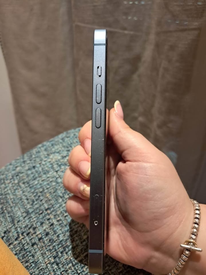 Iphone 14 - 3