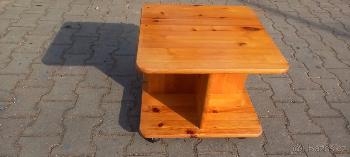 Stoleček na kolečkách - 3