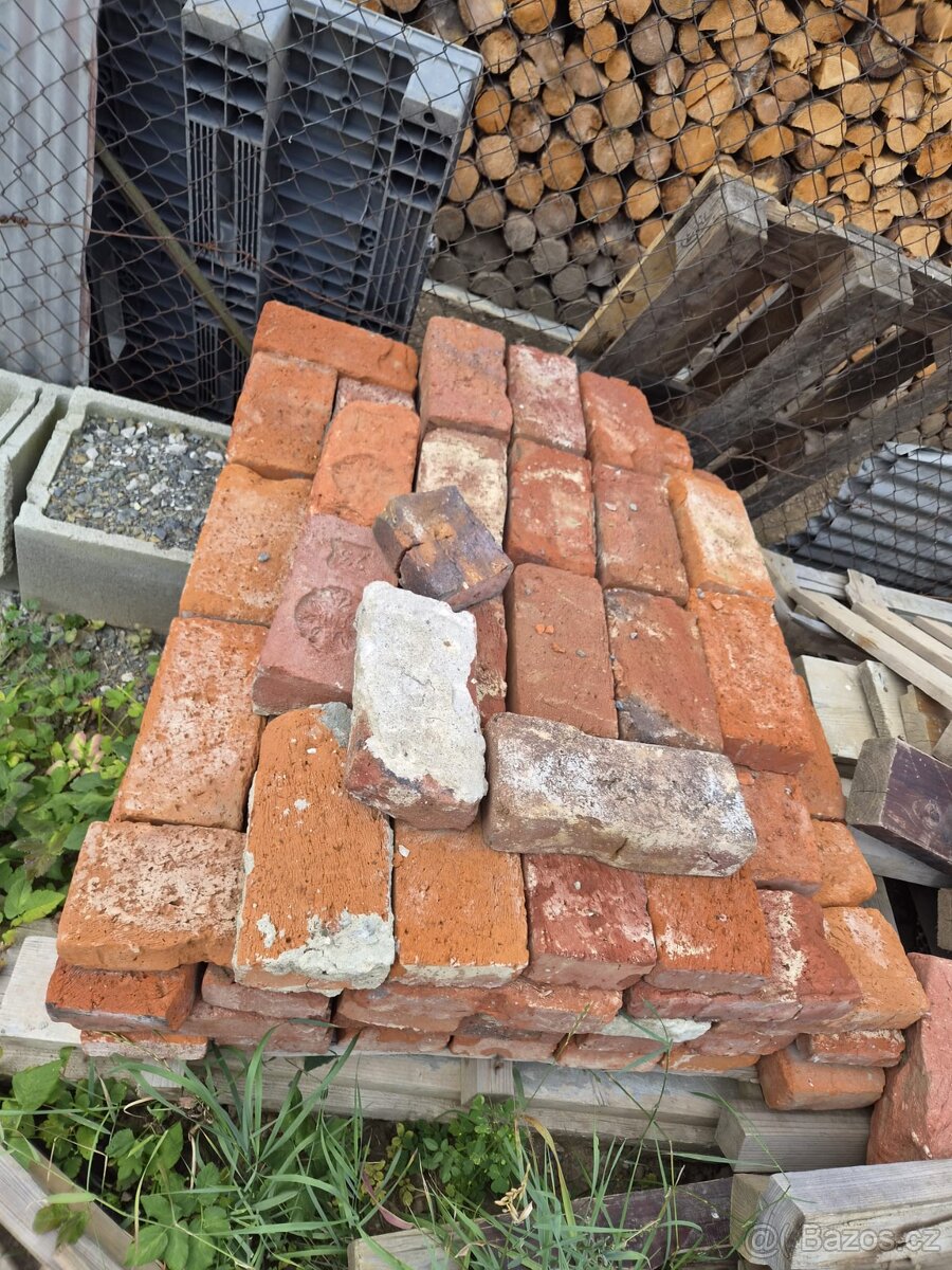 očištěné cihly pálené - 3